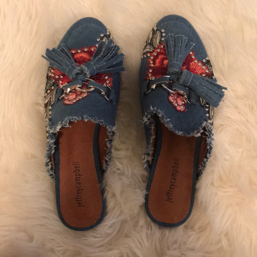 Size 8 Jeffrey Campbell mules